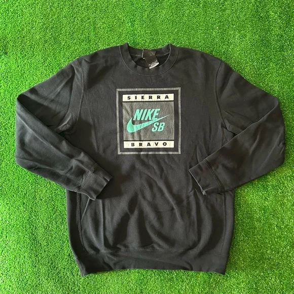 Nike SB Sierra Bravo Pullover Sweater - Picture 1 of 9